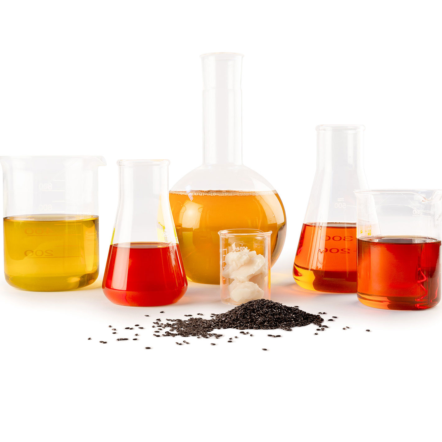 Olika produkter som alla består av linolja. Olja, fernissa, vax, lack och såpa.